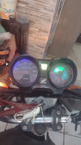painel semi-novo da moto 150 funcionando tudo quilometragem certa farol baixo