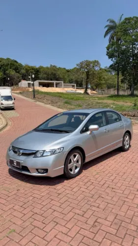 Honda Civic Sedan LXS 1.8/1.8 Flex 16V Aut. 4P 2010