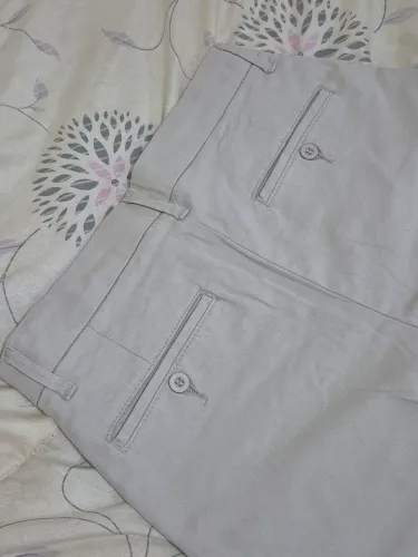 calça reta de alfaiataria - marfinno - renner - calça social bege