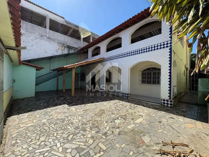 Casa com 6 dormitórios para alugar, 150 m² por R$ 5.830,00/mês - Cristóvão Colombo - Vila