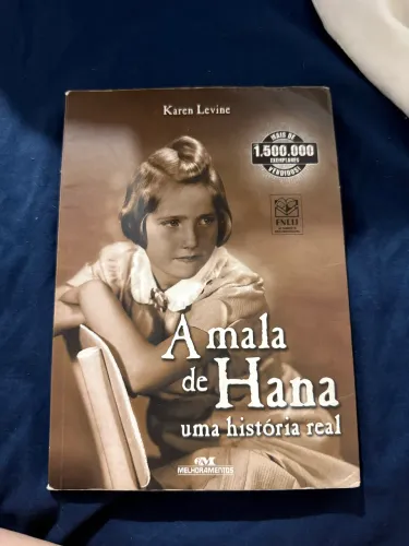 Livro a mala de hana