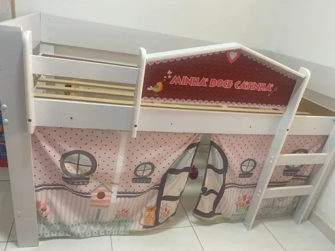 Cama tipo casa mais colchão