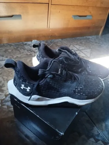 Tenis Under Armour Spawn 3 original 