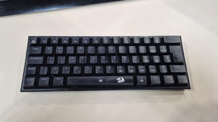Teclado Mecânico Gamer Redragon Fizz 60%