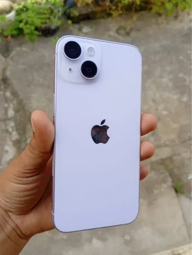 iPhone 14
