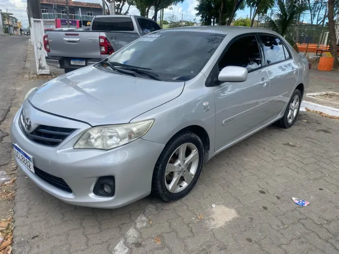 Toyota Corolla GLI 1.8 Flex 16V Aut. 2012