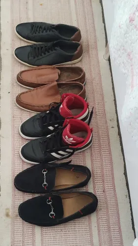 Tênis e sapato tênis dos mais variados modelos
