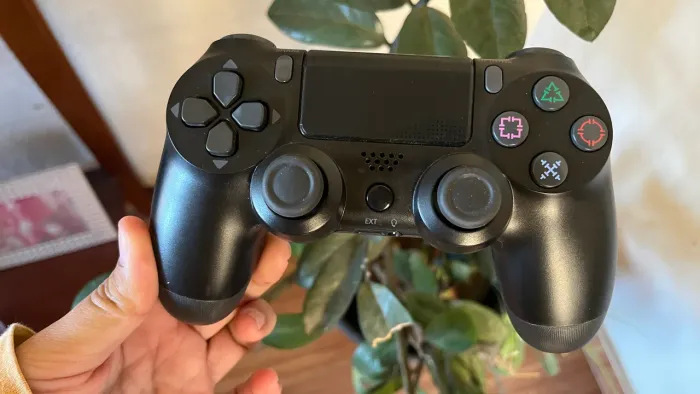 Manete play 4
