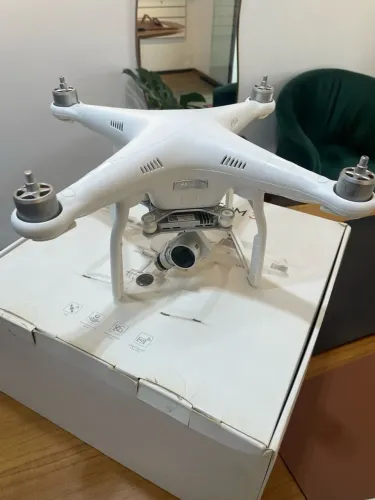 Drone DJI Phantom 3 Advanced - Completo na Caixa