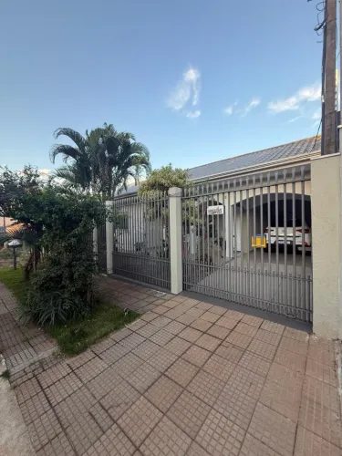 Casa/Sobrado Casa em Maringá