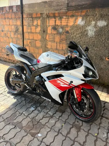 Yamaha R1 1000cc. Mais nova do Brasil - 46 mil km