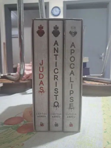 Box Colecionador Larissa Abreu Judas, Anticristo, Apocalipse<br>Trilogia 7 +