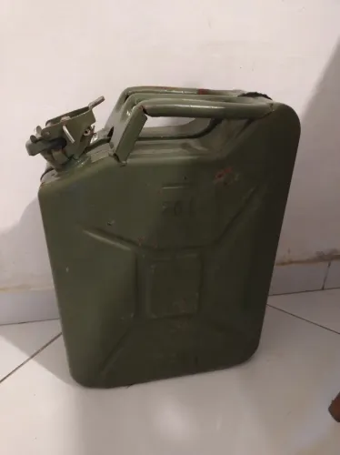 Tanque militar de 20 litros para veículo off-road