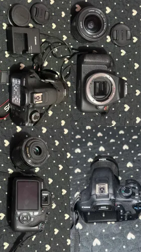 CÂMERA FOTOGRÁFICA CÂNON T5