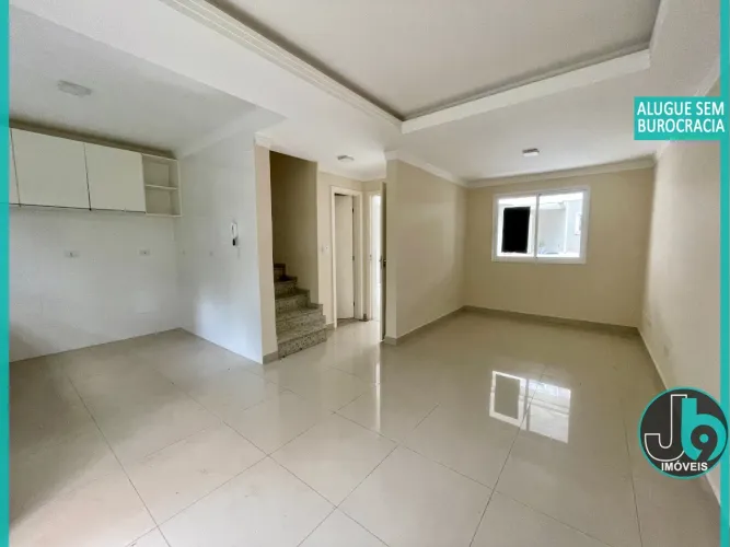 Sobrado Semimobiliado em Condomínio para Alugar no Campo Comprido 117m² com 3 quartos, 1 s
