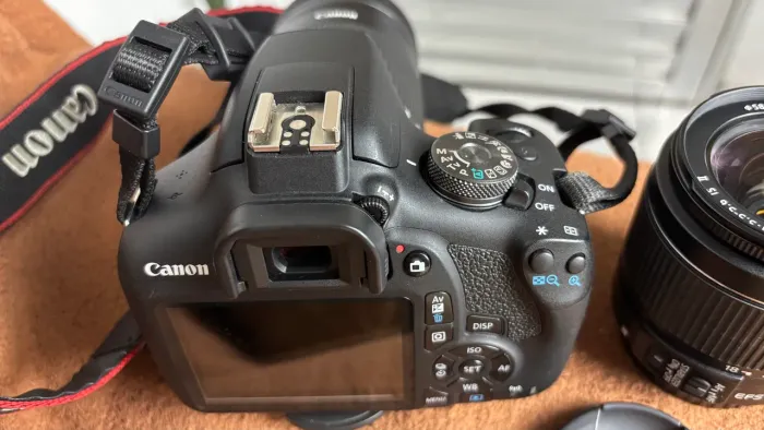 CÂNON T7+ Lente 18-55