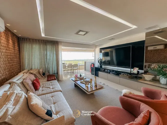 Apartamento mobiliado, no Verdi, para venda tem 249 m2 com 4 quartos em Guararapes - Forta
