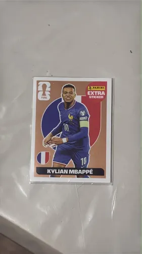 Figurinha da copa legend mbappé 