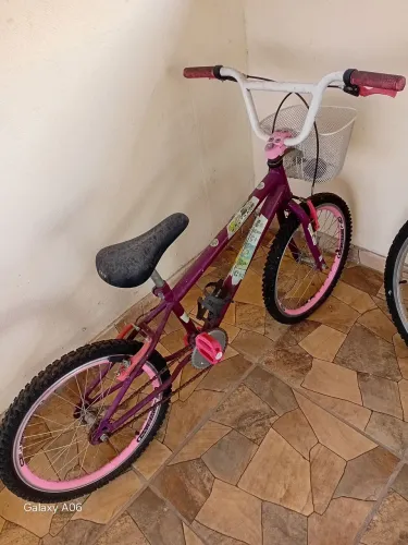 Bicicleta aro 20 feminina rosa