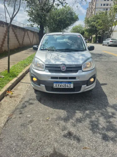 Fiat Uno Attractive 1.0 Flex 6V 5P 2017