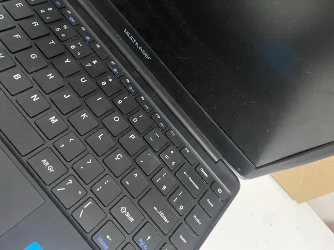Vende-se notebook 