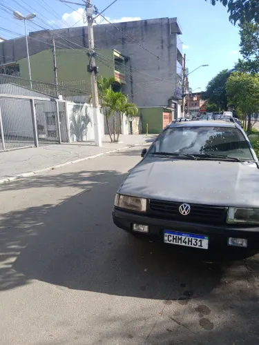 Volkswagen Quantum Glsi / GLS 1.8/sport/ Family 2.0 (álcool) 1997