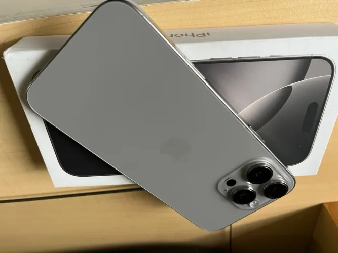 iPhone 16 Pro Max 256gb Natural impecável