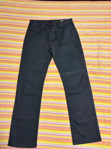 Calça Guess Del Mar Fit Slim Straight Preto Revestido Usado Excelente Estado Tam. 42