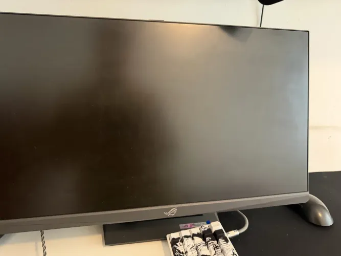 Rog Strix 380HZ