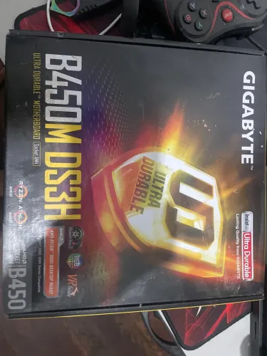 Placa Mae Gigabite B450m DS3H