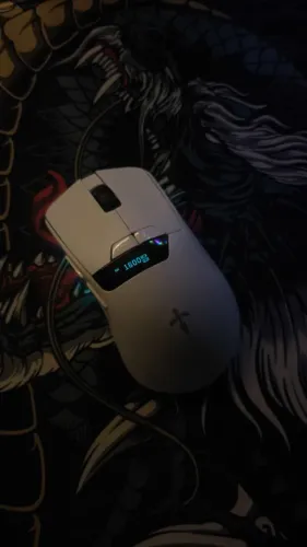 Mouse gamer - BRANCO - dpi até 12000 - perfeito pra jogar