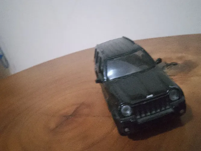 CARRO MINIATURA JEEP RENEGADER