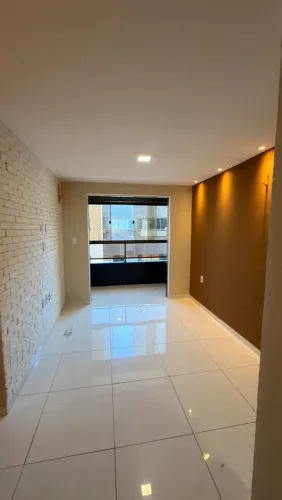 Apartamento semi mobiliado Bancários