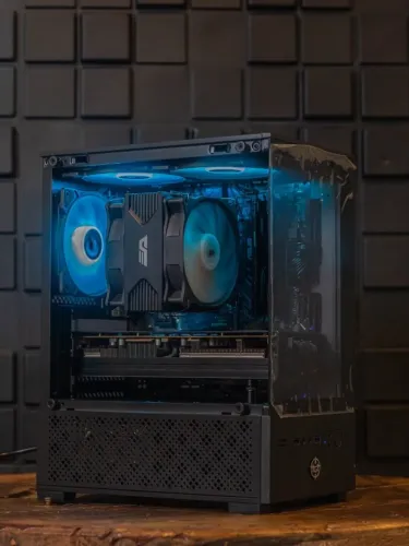 Configuração Gamer: Ryzen 5 5600, RX 5700 XT 8GB, 32GB RAM e Placa-mãe TUF