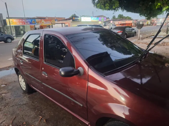Renault Logan Expres./exp. UP Hi-flex 1.0 16V 4P 2009