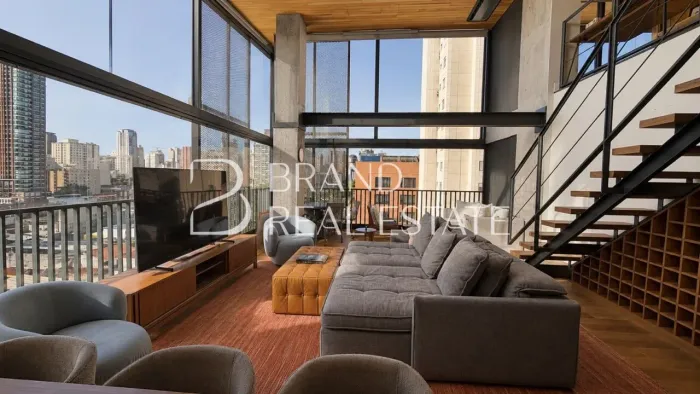 Apartamento Duplex locação no Itaim com 139m², 2 quartos e 3 vagas de garagem ompleta de L