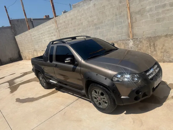 Fiat Strada Adventure 1.8/ 1.8 Locker Flex CE 2009