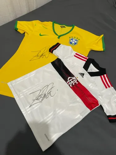 Camisas Flamengo e Brasil Desapego