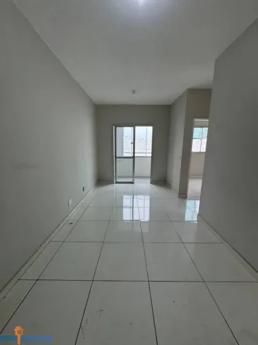 Apartamento com 2 dormitórios para alugar, 50 m² por R$ 2.745,80/mês - Coqueiral de Itapar