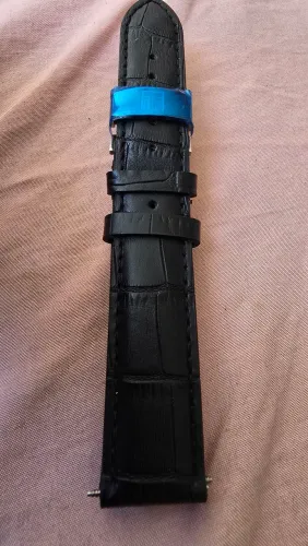 Pulceira TIssot 1835 em couro preto