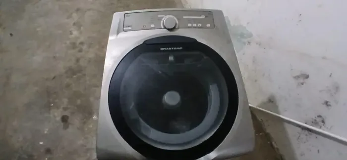 Vendo Máquina de Lavar Brastemp