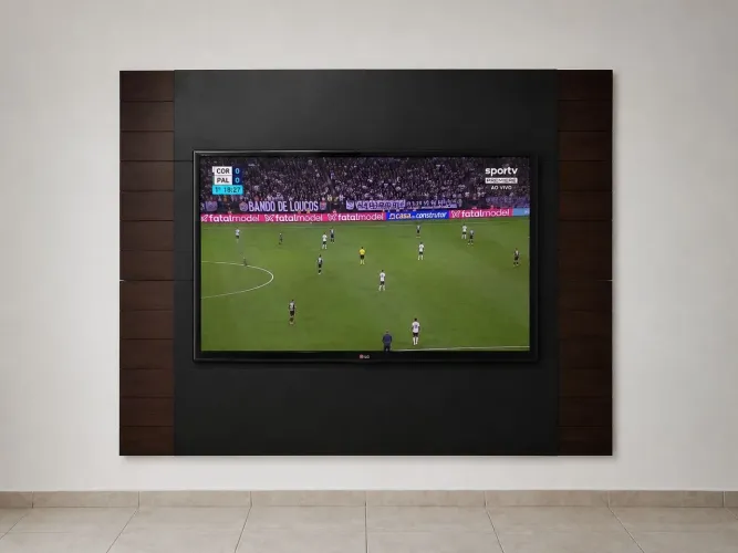 TV LG 42" Full HD - Modelo 42LB6200 - R$ 600,00