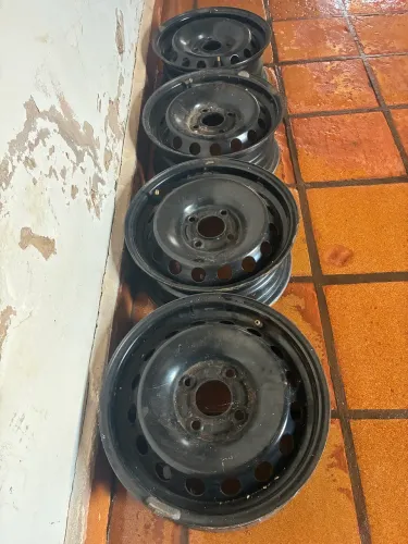 Roda de ferro aro 14 original Ford Ka 2015