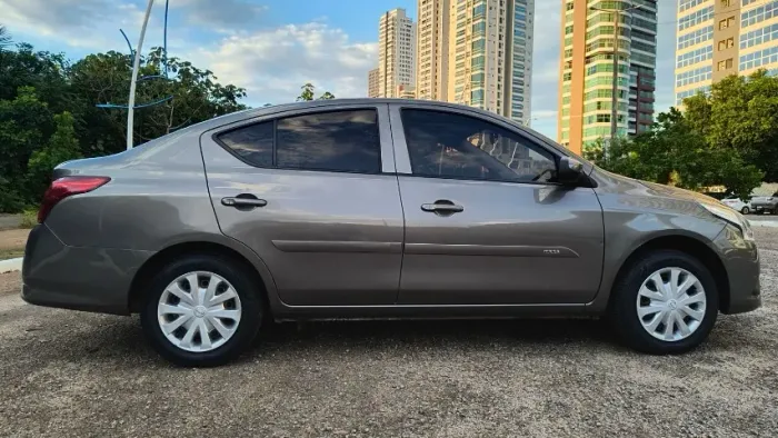 Nissan Versa 1.0 12V Flexstart 4P Mec. 2020