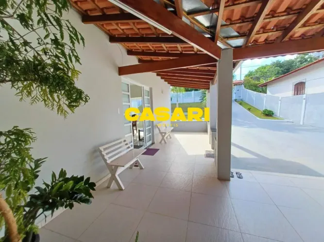 Chácara com 3 dormitórios à venda, 1600 m² por R$ 1.010.000,00 - Jardim Flamboyant III - B