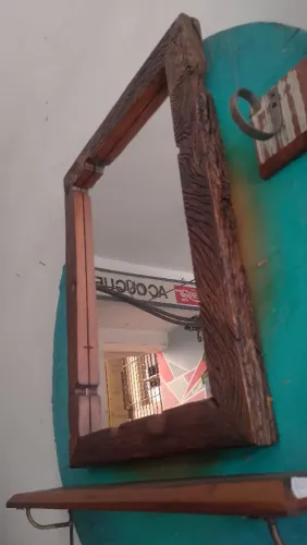 MOLDURA RUSTICA COM ESPELHO