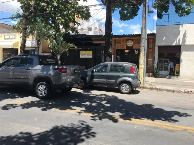 Casa comercial pra alugar no Planalto