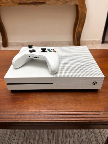 Xbox One S