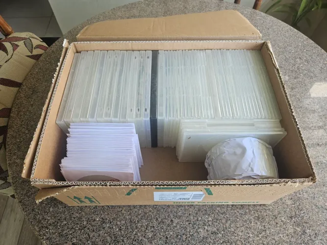 Lote com 50 Capas de DVD + 47 DVDs Novos + 60 CDs Virgens + Brinde Especial