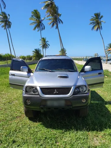 Mitsubishi L200 Outdoor HPE 2.5 4X4 CD T.dies. Aut. 2008
